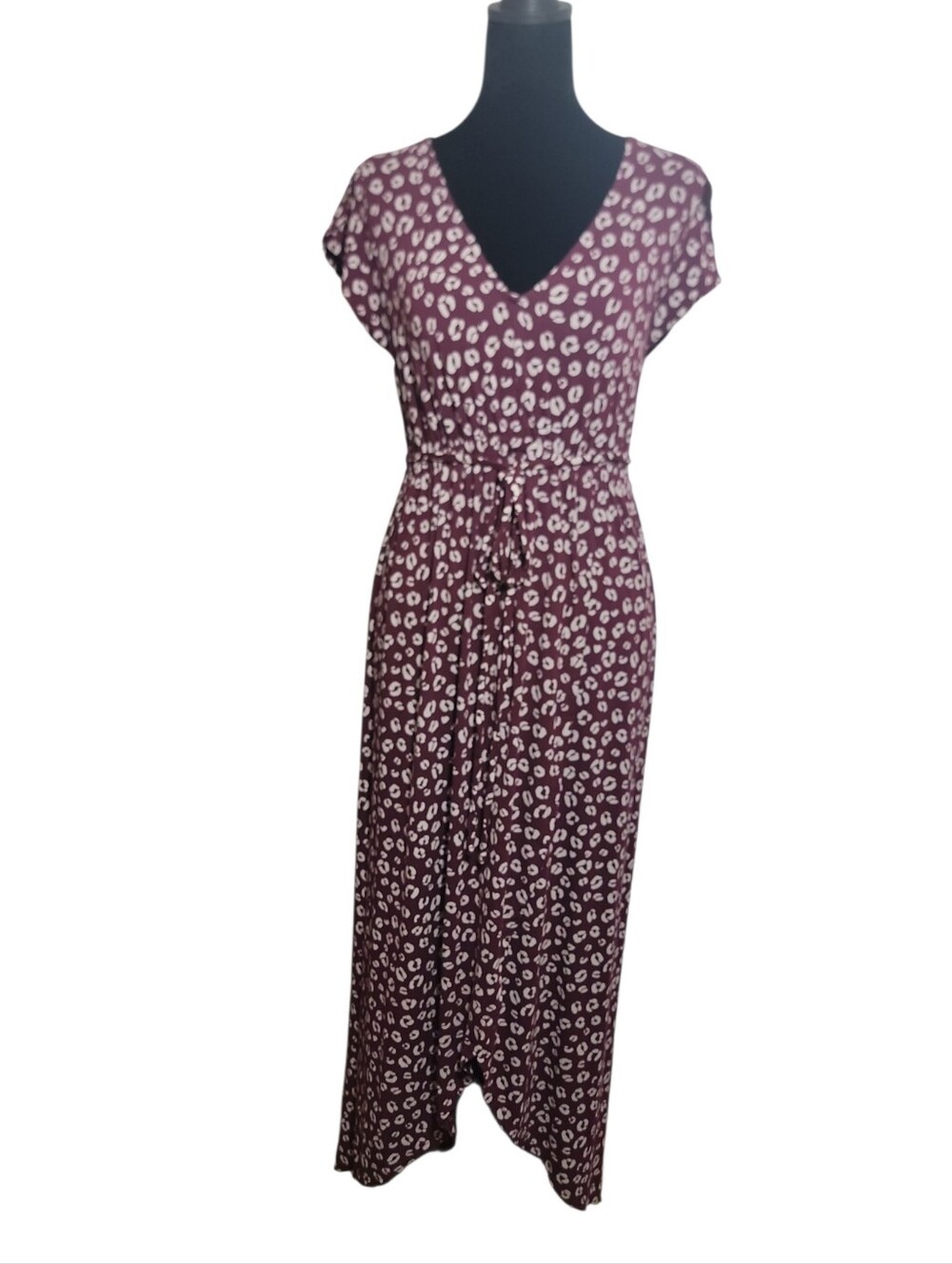Isabel maternity women's small white burgundy leopard printed v neck midi dress